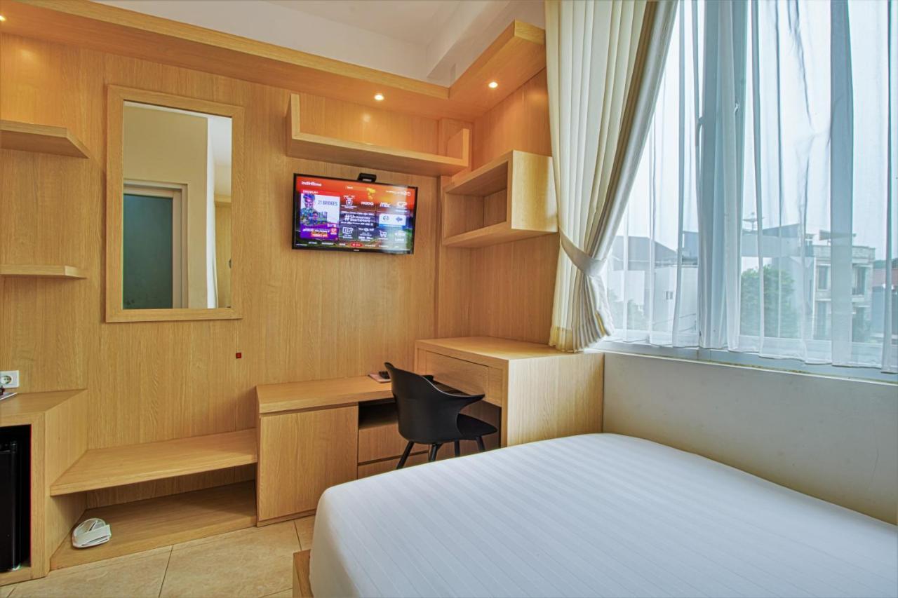 ดี แพดมายา เรสซิเดนซ์ Hotel จาการ์ตา ภายนอก รูปภาพ