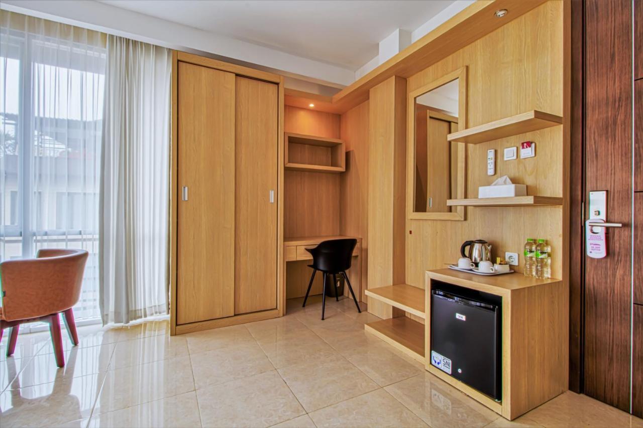 ดี แพดมายา เรสซิเดนซ์ Hotel จาการ์ตา ภายนอก รูปภาพ
